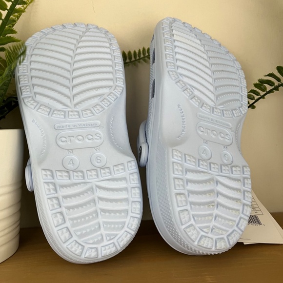 Sandals_&_Flip_Flops